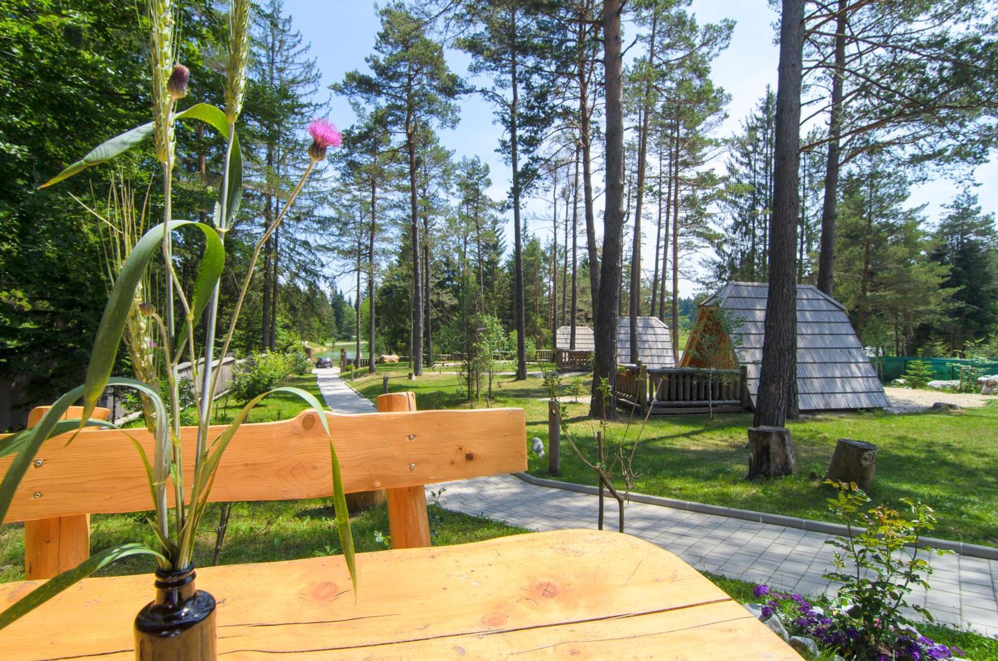 Glamping Lake Bloke Nova Vas  Eksteriør billede